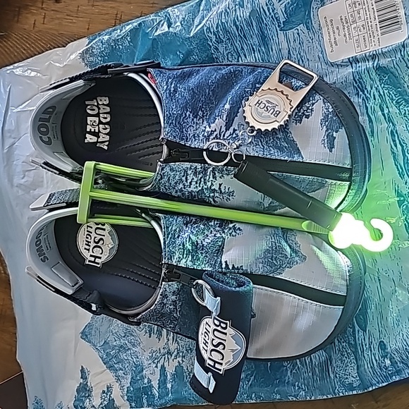 NWT Busch beer X Crocs. All terrain with specialty bag and working flashlight! - Picture 2 of 6